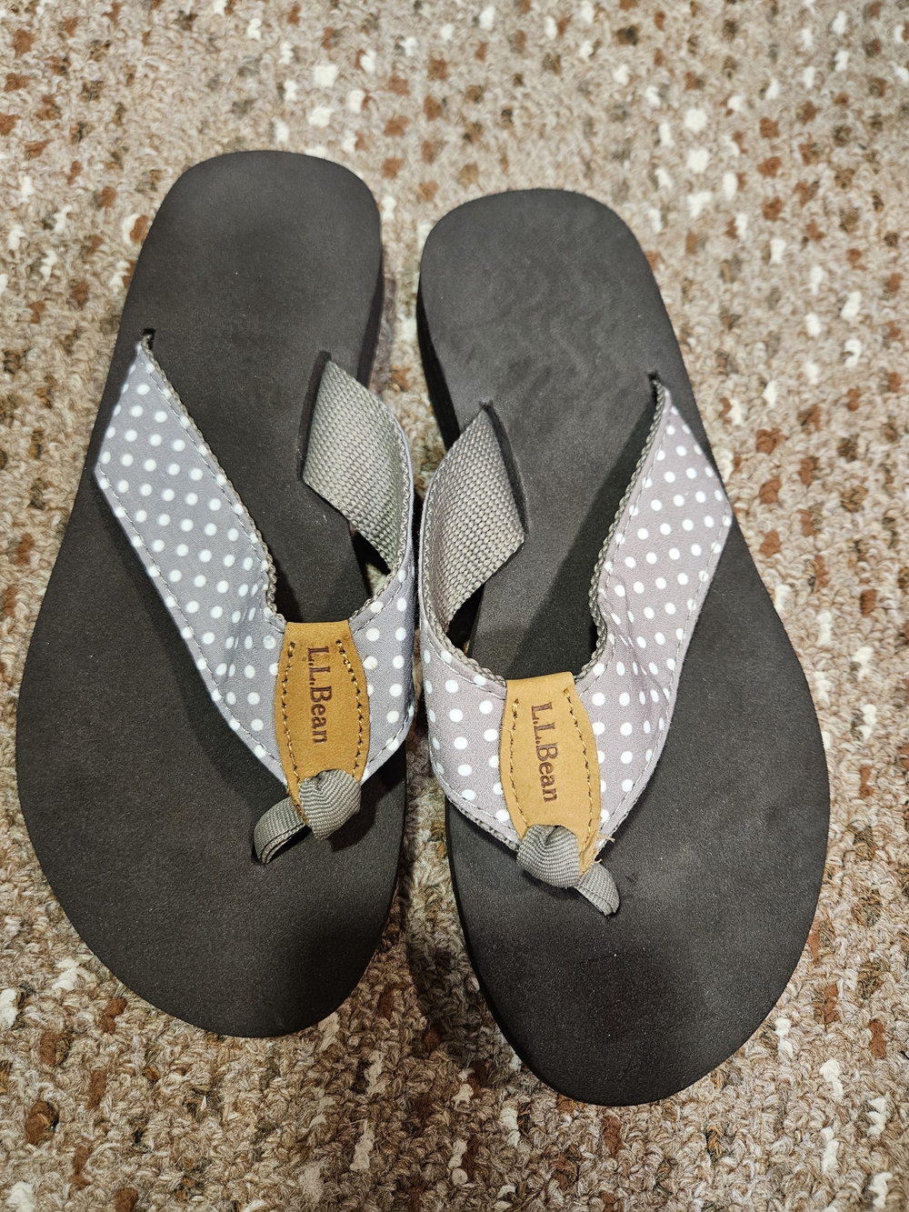 L.L. Bean Gray Polka Dot Women's Thong Sandals with Black Footbed